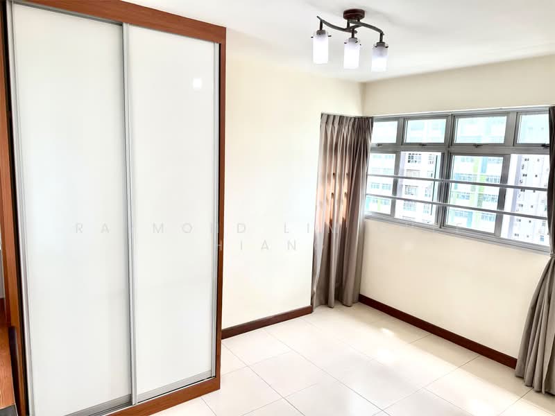 22 Teban Gardens Road, 22 Teban Gardens Road, 3 Bedrooms, 990 sqft, HDB Flat For Sale, by Raymond Lim Chee Hiang, 500185140 - Bedroom - PropertyGuru.com.sg