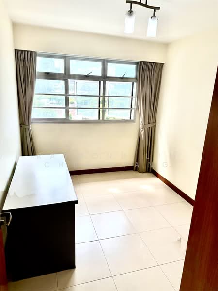22 Teban Gardens Road, 22 Teban Gardens Road, 3 Bedrooms, 990 sqft, HDB Flat For Sale, by Raymond Lim Chee Hiang, 500185140 - Interior - PropertyGuru.com.sg