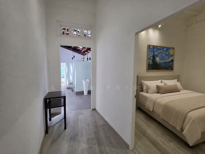 Traditional Geylang 4 Bed, Geylang Road Conservation House, 4 Bedrooms, 2,400 sqft, Conservation House For Rent, by Susan Prior, 500185144 - Bedroom - PropertyGuru.com.sg