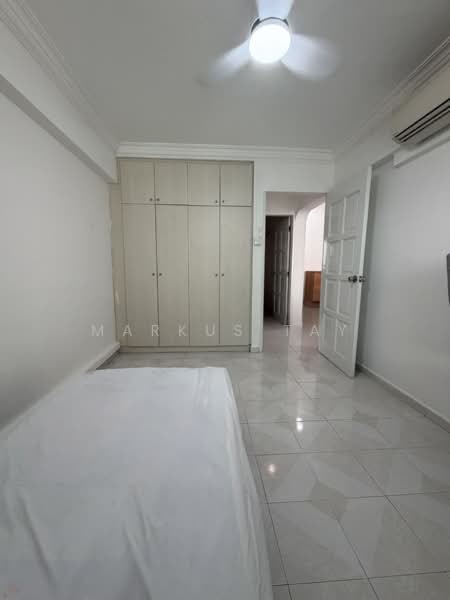176 Bishan Street 13, 176 Bishan Street 13, 2 Bedrooms, 768 sqft, HDB Flat For Rent, by Markus Tay, 500185145 - Bedroom - PropertyGuru.com.sg