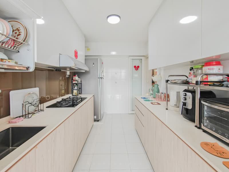 327C Anchorvale Road, 327C Anchorvale Road, 3 Bedrooms, 990 sqft, HDB Flat For Sale, by Ong Meng Yean, 500185147 - Kitchen - PropertyGuru.com.sg