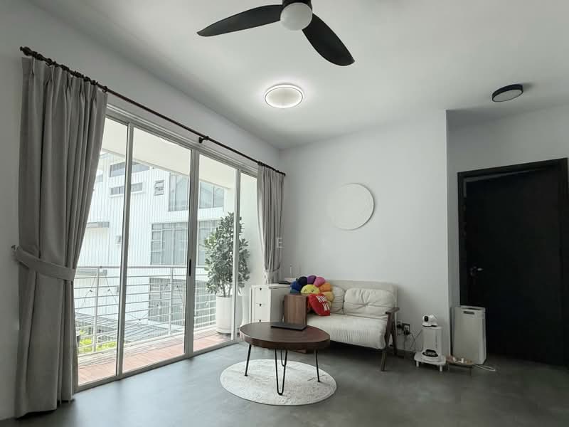 The Medley, 66 Lor G Telok Kurau, 2 Bedrooms, 807 sqft, Condominium For Sale, by Chloe Kua, 500185151 - Living Room - PropertyGuru.com.sg