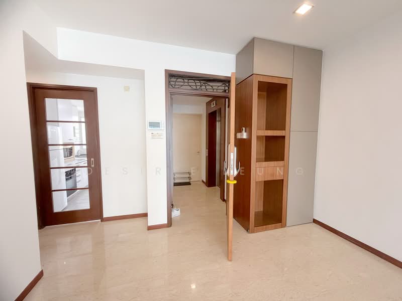 Freesia Woods, 67 Sunset Way, 3 Bedrooms, 1,367 sqft, Condominium For Sale, by Desiree Leung, 500185152 - Private lift entrance - PropertyGuru.com.sg