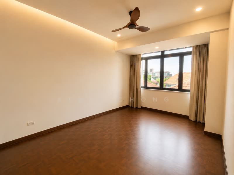 Charming 3 storey Terrace in Kovan, , 7 Bedrooms, 3,500 sqft, Terraced House For Sale, by Kenix Chong, 500185154 - Bedroom - PropertyGuru.com.sg