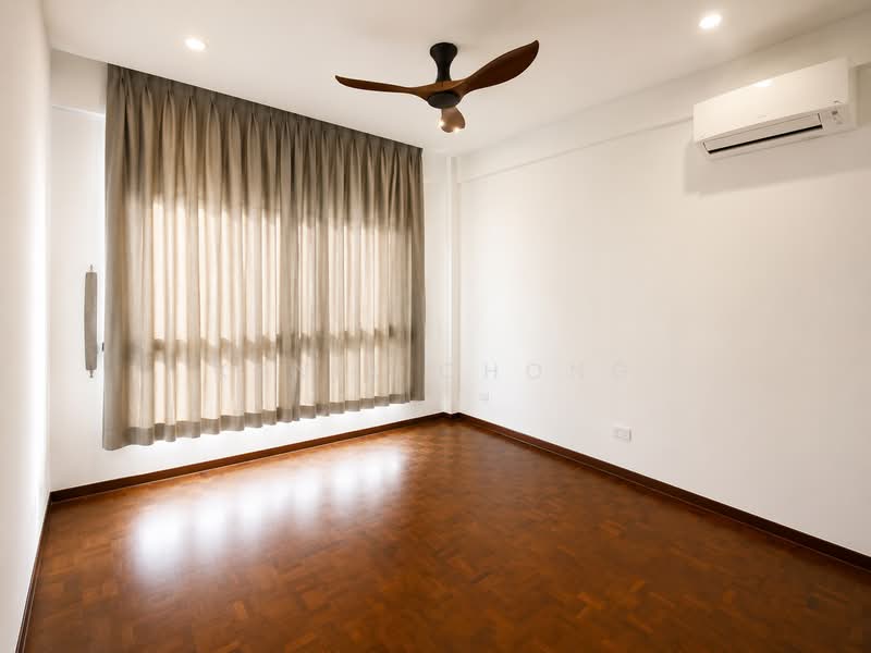 Charming 3 storey Terrace in Kovan, , 7 Bedrooms, 3,500 sqft, Terraced House For Sale, by Kenix Chong, 500185154 - Bedroom - PropertyGuru.com.sg