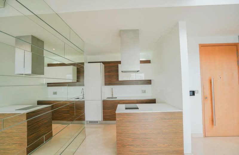 Lucida, 2 Suffolk Road, 4 Bedrooms, 4,176 sqft, Apartment For Sale, by Jeremy Pher, 500185162 - Kitchen - PropertyGuru.com.sg