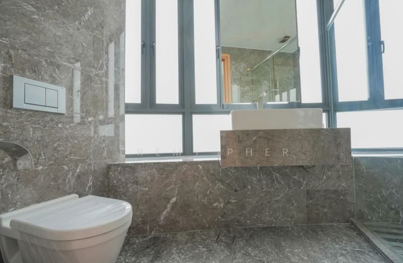 Lucida, 2 Suffolk Road, 4 Bedrooms, 4,176 sqft, Apartment For Sale, by Jeremy Pher, 500185162 - Bathroom - PropertyGuru.com.sg