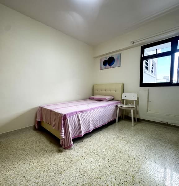 228 Lorong 8 Toa Payoh, 228 Lorong 8 Toa Payoh, Room Rental, 100 sqft, HDB Flat For Rent, by Derek Tay, 500185165 - Bedroom - PropertyGuru.com.sg