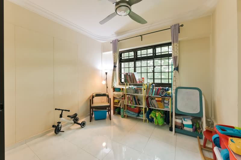 311 Canberra Road, 311 Canberra Road, 4 Bedrooms, 1,291 sqft, HDB Flat For Sale, by Lim Sei Hien, 500185168 - Study - PropertyGuru.com.sg