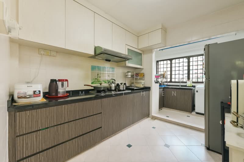 311 Canberra Road, 311 Canberra Road, 4 Bedrooms, 1,291 sqft, HDB Flat For Sale, by Lim Sei Hien, 500185168 - Kitchen - PropertyGuru.com.sg