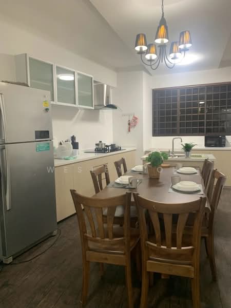 Lakepoint Condo, 2 Lakepoint Drive, Room Rental, 100 sqft, Condominium For Rent, by Wesley Toh, 500185175 - Kitchen - PropertyGuru.com.sg