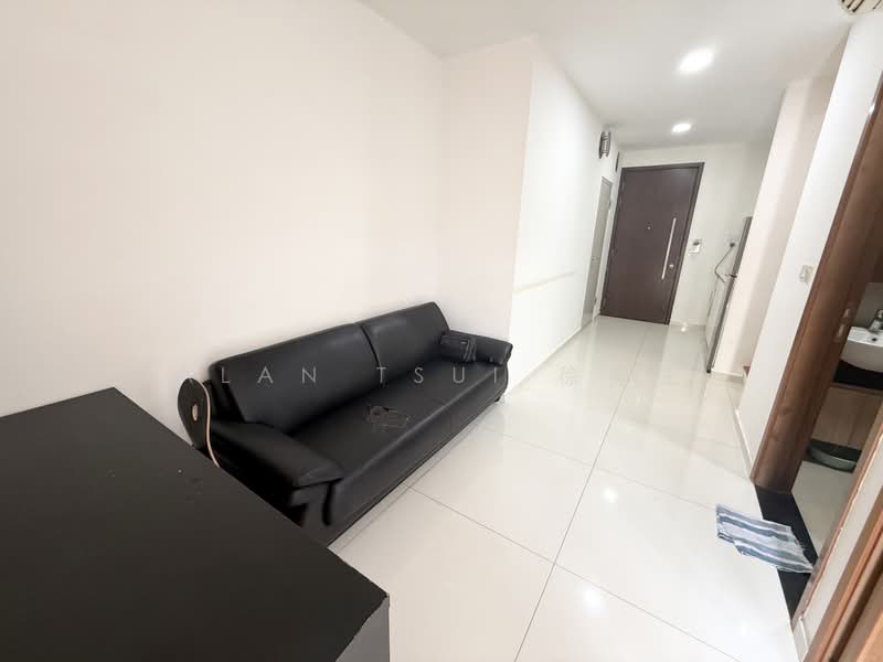 Ness, 38 Lorong 32 Geylang, 2 Bedrooms, 1,044 sqft, Condominium For Sale, by Alan Tsui 徐先生, 500185176 - Living Room - PropertyGuru.com.sg