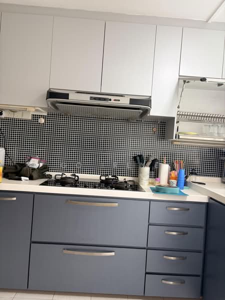 59 Telok Blangah Heights, 59 Telok Blangah Heights, 2 Bedrooms, 990 sqft, HDB Flat For Rent, by Go Irene, 500185179 - Kitchen - PropertyGuru.com.sg