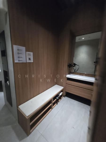 Keppel South Central, 10 Hoe Chiang Road, 5,021 sqft, Office For Rent, by Christopher Kwek, 500185187 - Entrance - CommercialGuru.com.sg