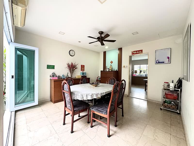 Highland Cottages, 8 Highland Walk, Room Rental, 180 sqft, Terraced House For Rent, by Zac Chen, 500185188 - Dining Room - PropertyGuru.com.sg