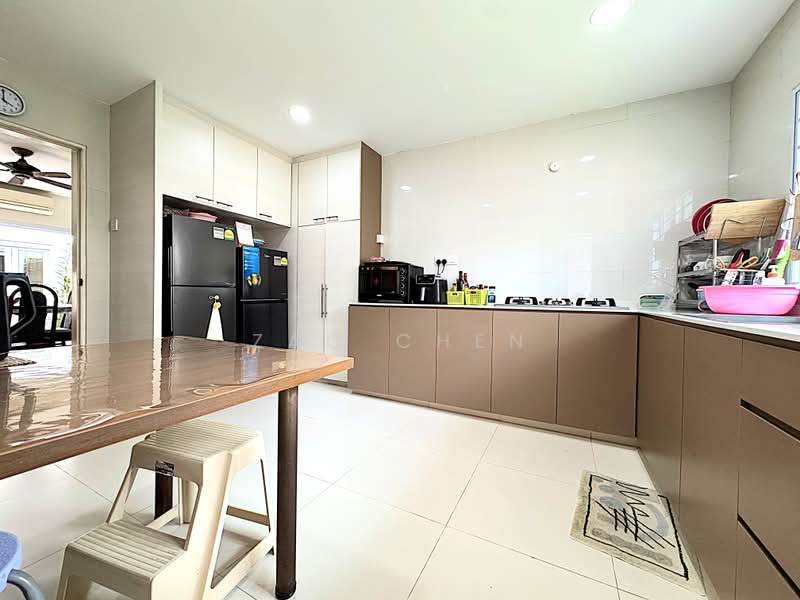Highland Cottages, 8 Highland Walk, Room Rental, 180 sqft, Terraced House For Rent, by Zac Chen, 500185188 - Kitchen - PropertyGuru.com.sg