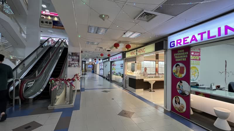 Bukit Timah Shopping Centre, 170 Upper Bukit Timah Road, 161 sqft, Mall Shop For Sale, by Alvin Chua, 500185189 - Corridor - CommercialGuru.com.sg