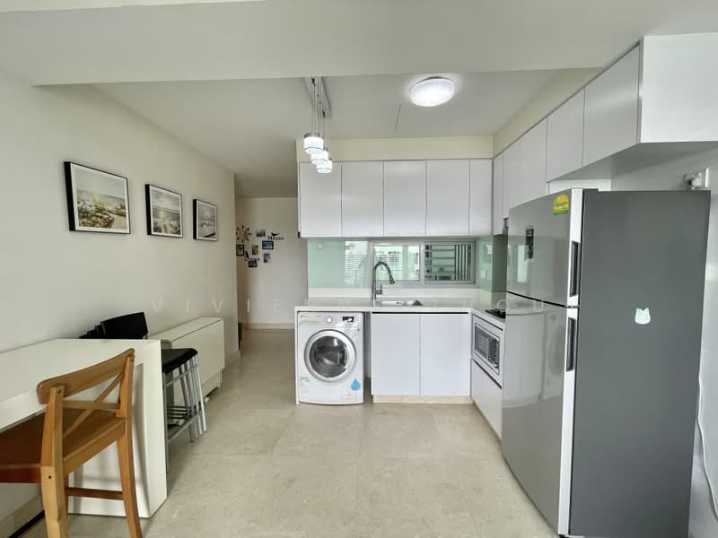Eight Riversuites, 2 Whampoa East, 2 Bedrooms, 840 sqft, Condominium For Sale, by Vivienne Zhou, 500185193 - Kitchen - PropertyGuru.com.sg