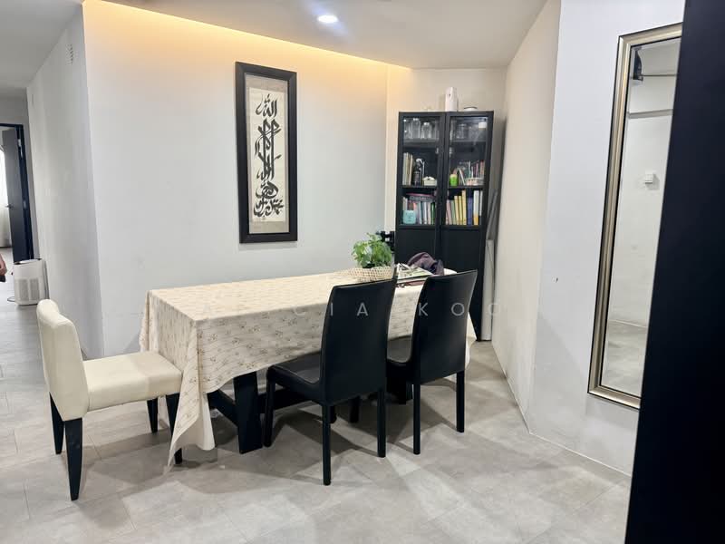 631 Choa Chu Kang North 6, 631 Choa Chu Kang North 6, 5 Bedrooms, 1,528 sqft, HDB Flat For Sale, by Alicia Koo, 500185194 - Dining Room - PropertyGuru.com.sg