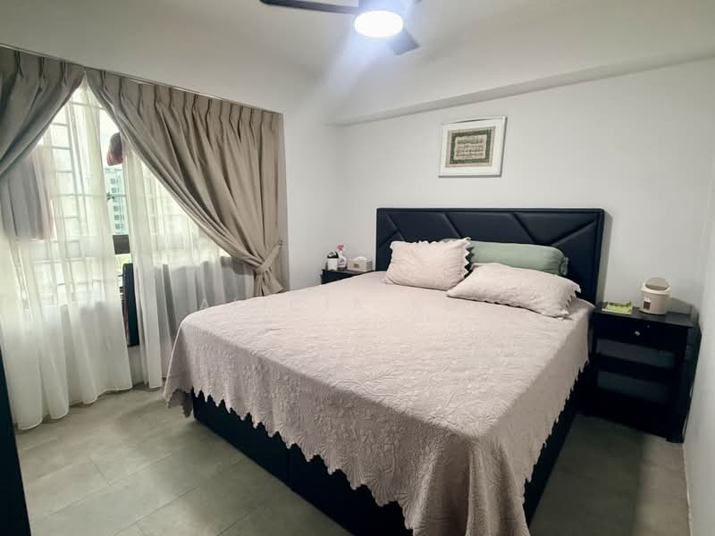 631 Choa Chu Kang North 6, 631 Choa Chu Kang North 6, 5 Bedrooms, 1,528 sqft, HDB Flat For Sale, by Alicia Koo, 500185194 - Bedroom 1 - PropertyGuru.com.sg