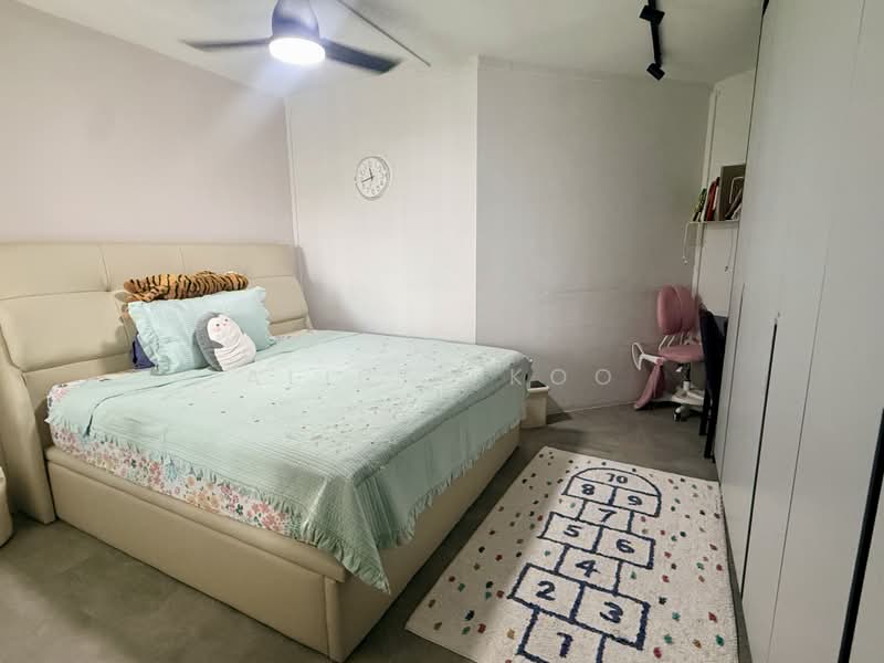 631 Choa Chu Kang North 6, 631 Choa Chu Kang North 6, 5 Bedrooms, 1,528 sqft, HDB Flat For Sale, by Alicia Koo, 500185194 - Bedroom 2 - PropertyGuru.com.sg