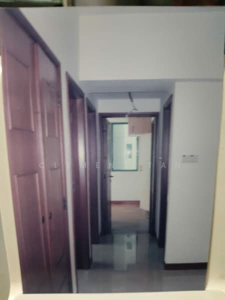 Palm Gardens, 2D Hong San Walk, 3 Bedrooms, 1,206 sqft, Condominium For Sale, by Clement Tan, 500185202 - Corridor - PropertyGuru.com.sg