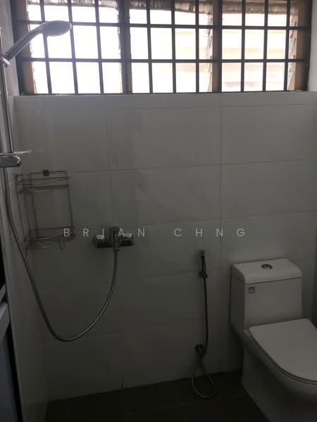 Race Course Road, , 5 Bedrooms, 1,100 sqft, Shophouse For Rent, by Brian Chng, 500185205 - Bathroom - PropertyGuru.com.sg
