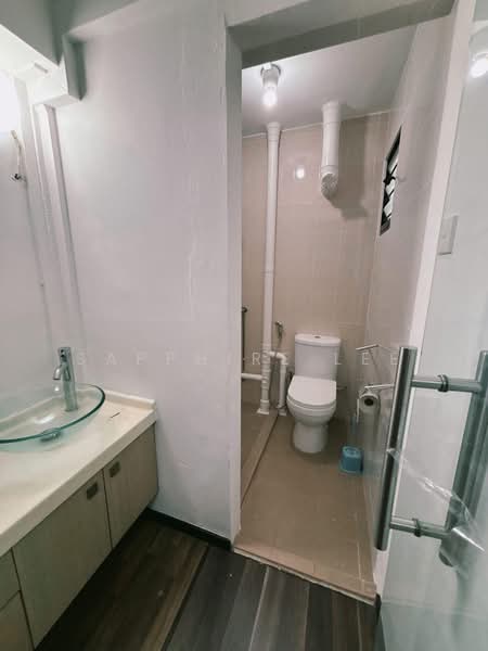441 Ang Mo Kio Avenue 10, 441 Ang Mo Kio Avenue 10, Room Rental, 100 sqft, HDB Flat For Rent, by Sapphire Lee, 500185220 - Bathroom - PropertyGuru.com.sg