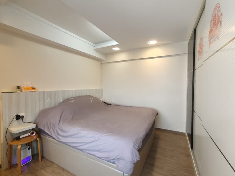 265 Toh Guan Road, 265 Toh Guan Road, 3 Bedrooms, 1,302 sqft, HDB Flat For Sale, by Ang Yang Ming, 500185222 - Bedroom - PropertyGuru.com.sg