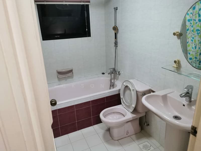 Central Green, 9 Jalan Membina, Room Rental, 100 sqft, Condominium For Rent, by Nickson Guay, 500185228 - Bathroom - PropertyGuru.com.sg