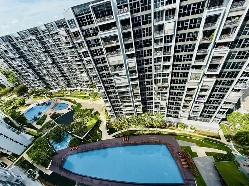Prive, 33 Punggol Field, 2 Bedrooms, 888 sqft, Executive Condominium For Rent, by Linda Ong, 500185230 - View from Balcony - PropertyGuru.com.sg