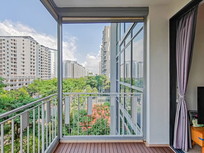 The Luxurie, 17 Compassvale Road, 2 Bedrooms, 732 sqft, Condominium For Sale, by Jiaying Yeo, 500185231 - Balcony - PropertyGuru.com.sg