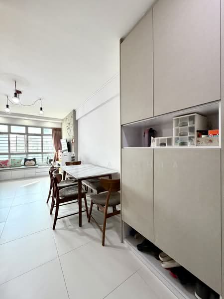 671A Edgefield Plains, 671A Edgefield Plains, 3 Bedrooms, 969 sqft, HDB Flat For Sale, by Amelia Chia, 500185233 - Living Room - PropertyGuru.com.sg