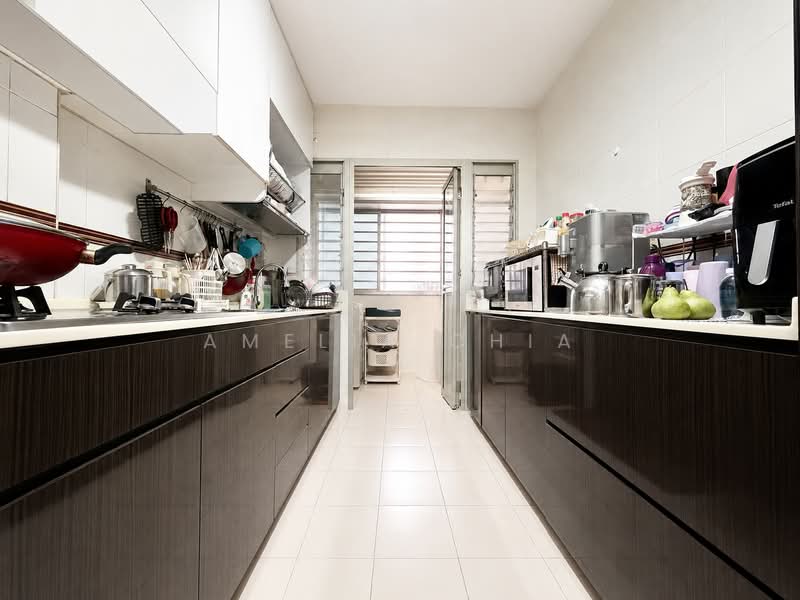 671A Edgefield Plains, 671A Edgefield Plains, 3 Bedrooms, 969 sqft, HDB Flat For Sale, by Amelia Chia, 500185233 - Kitchen - PropertyGuru.com.sg