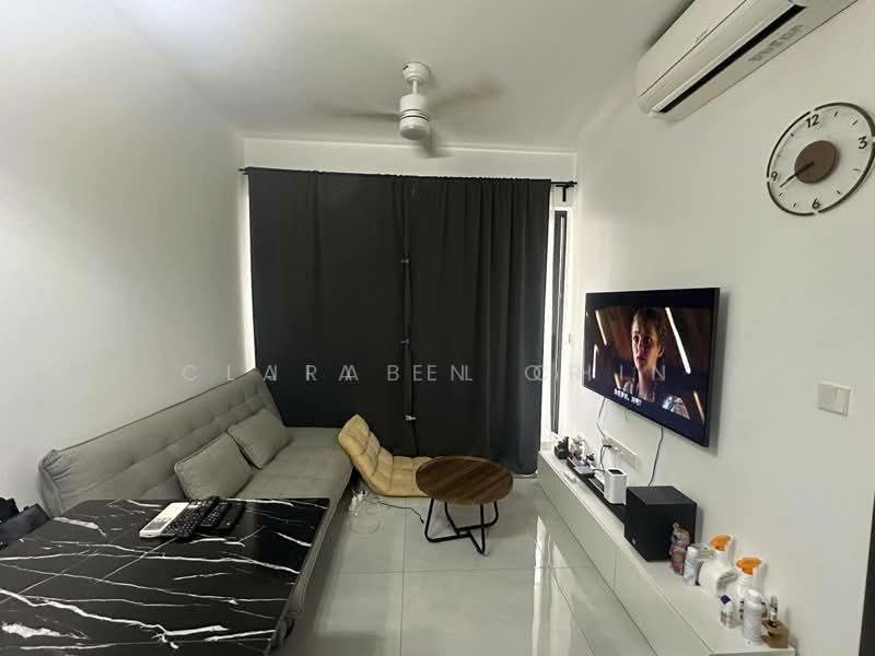 Riverfront Residences, 45 Hougang Avenue 7, 1 Bedroom, 463 sqft, Condominium For Sale, by Jia En Or, 500185239 - Living Room - PropertyGuru.com.sg