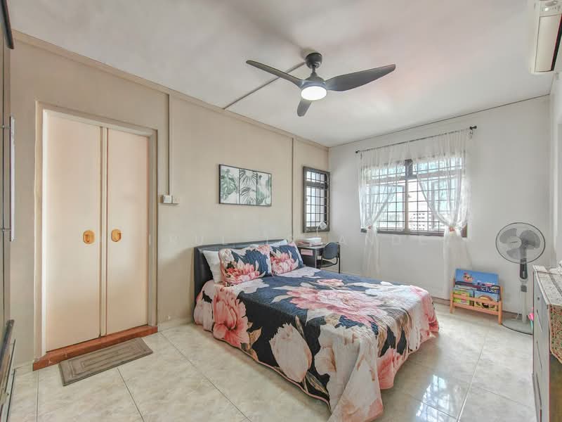 115 Rivervale Walk, 115 Rivervale Walk, 3 Bedrooms, 1,076 sqft, HDB Flat For Sale, by Hairul Iskander, 500185240 - Bedroom - PropertyGuru.com.sg