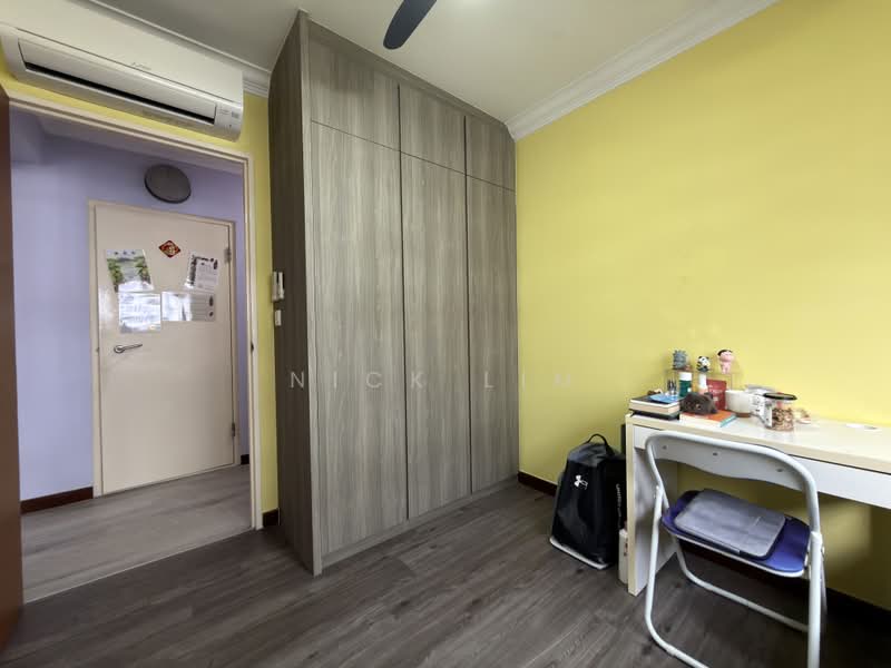 258A Punggol Field, 258A Punggol Field, 3 Bedrooms, 1,001 sqft, HDB Flat For Sale, by Nick Lim, 500185244 - Bedroom - PropertyGuru.com.sg