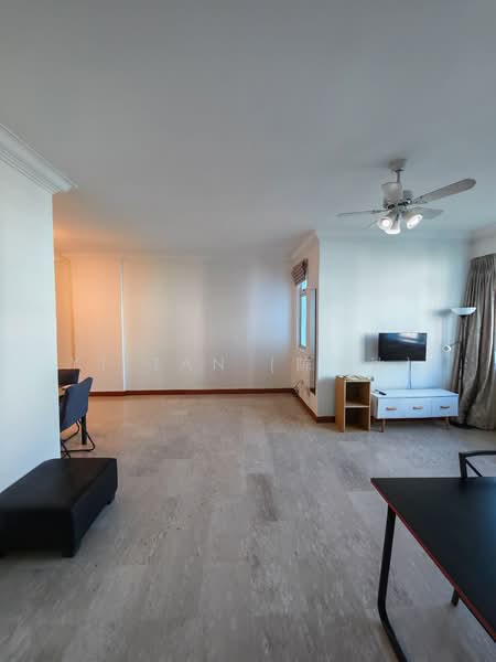 La Crystal, 160 Killiney Road, 2 Bedrooms, 915 sqft, Condominium For Sale, by YT Tan (陈永达), 500185245 - PropertyGuru.com.sg