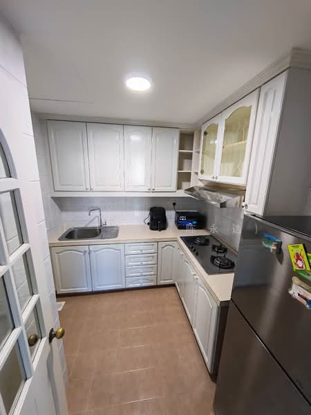 La Crystal, 160 Killiney Road, 2 Bedrooms, 915 sqft, Condominium For Sale, by YT Tan (陈永达), 500185245 - PropertyGuru.com.sg