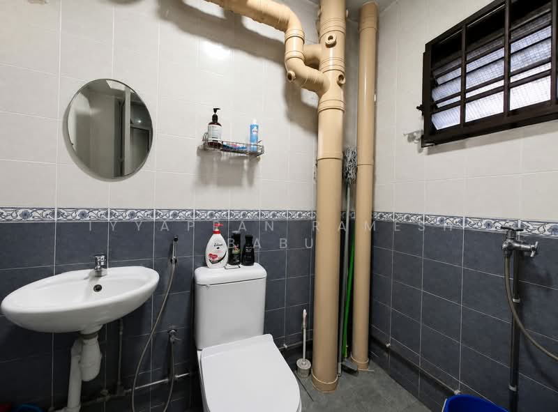 648D Jurong West Street 61, 648D Jurong West Street 61, 3 Bedrooms, 979 sqft, HDB Flat For Sale, by Iyyappan Ramesh Babu, 500185249 - Bathroom - PropertyGuru.com.sg