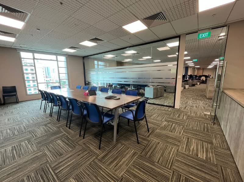 Bugis Junction Towers, 230 Victoria Street, Beach Road / Bugis / Rochor, 3,713 sqft, Office For Rent, by Christopher Kwek, 500185253 - Interior - CommercialGuru.com.sg
