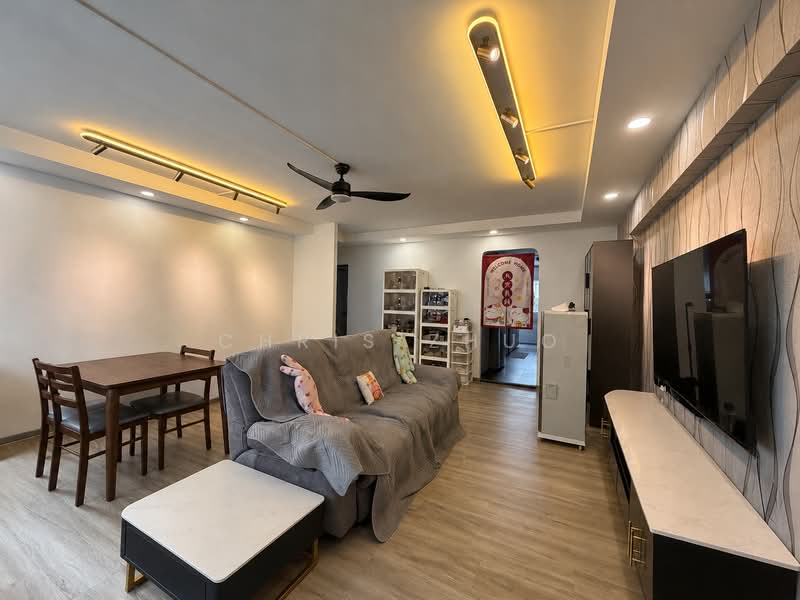243 Tampines Street 21, 243 Tampines Street 21, 3 Bedrooms, 1,119 sqft, HDB Flat For Sale, by Chris Zhuo, 500185255 - Living Room - PropertyGuru.com.sg