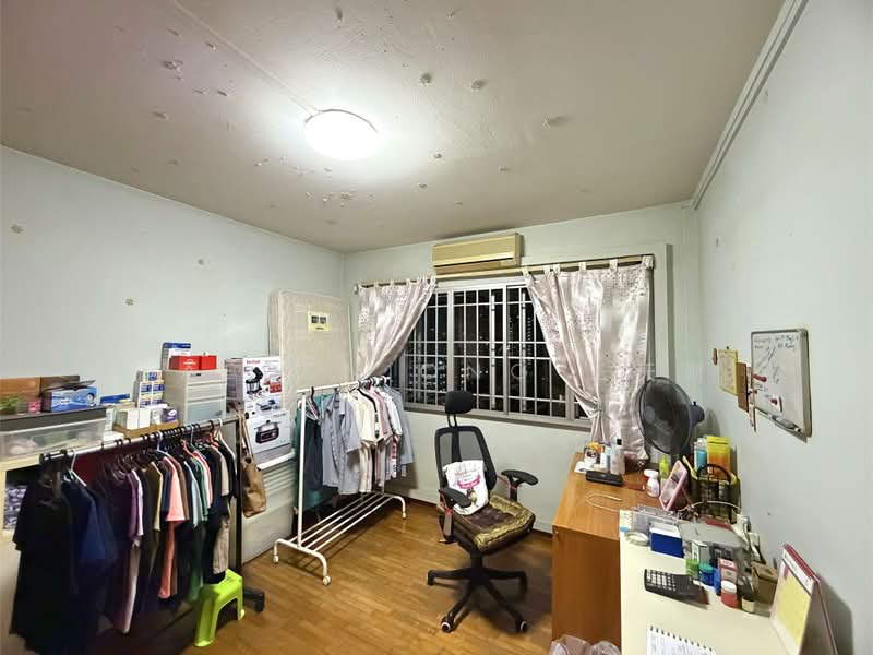 423 Fajar Road, 423 Fajar Road, 3 Bedrooms, 1,420 sqft, HDB Flat For Sale, by Kaeden Ong 王天财, 500185267 - Bedroom - PropertyGuru.com.sg