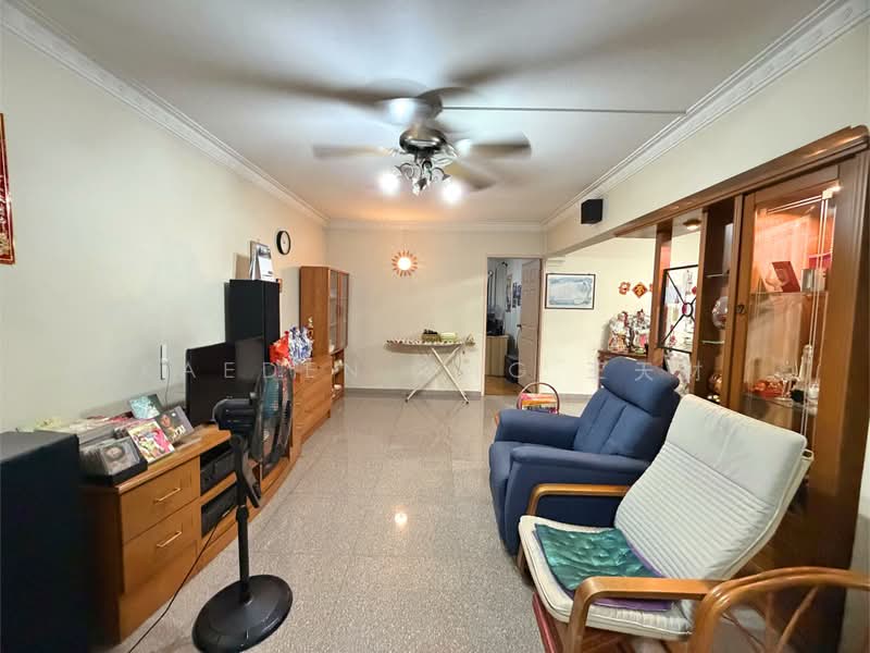 423 Fajar Road, 423 Fajar Road, 3 Bedrooms, 1,420 sqft, HDB Flat For Sale, by Kaeden Ong 王天财, 500185267 - Living Room - PropertyGuru.com.sg