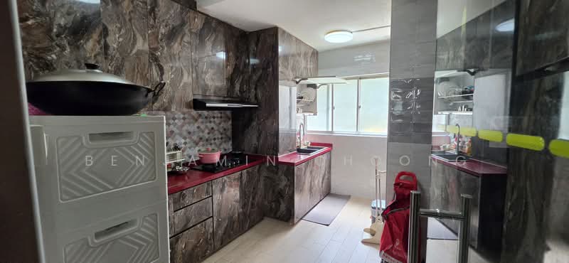 559 Jurong West Street 42, 559 Jurong West Street 42, 3 Bedrooms, 1,474 sqft, HDB Flat For Sale, by Benjamin Choong, 500185273 - Kitchen - PropertyGuru.com.sg