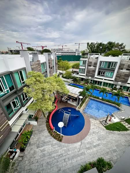 Cabana, 77 Sunrise Terrace, 4 Bedrooms, 3,122 sqft, Cluster House For Sale, by Daren Tay, 500185284 - Exterior - PropertyGuru.com.sg