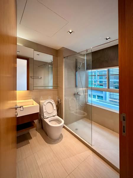 Cabana, 77 Sunrise Terrace, 4 Bedrooms, 3,122 sqft, Cluster House For Sale, by Daren Tay, 500185284 - Bathroom - PropertyGuru.com.sg
