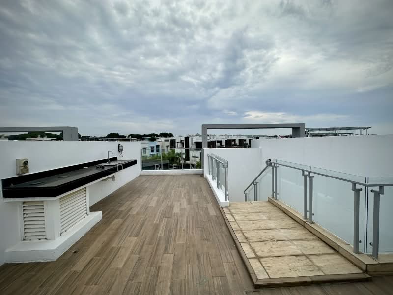 Cabana, 77 Sunrise Terrace, 4 Bedrooms, 3,068 sqft, Cluster House For Sale, by Daren Tay, 500185284 - Roof - PropertyGuru.com.sg