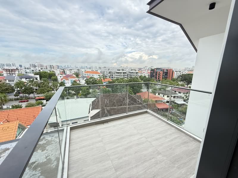 K Suites, 21 Lorong K Telok Kurau, 5 Bedrooms, 1,625 sqft, Apartment For Rent, by Jialin Huang, 500185288 - Balcony - PropertyGuru.com.sg