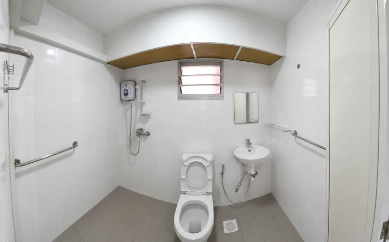 812A Choa Chu Kang Avenue 7, 812A Choa Chu Kang Avenue 7, Room Rental, 120 sqft, HDB Flat For Rent, by Janelle Lim, 500185293 - Bathroom - PropertyGuru.com.sg